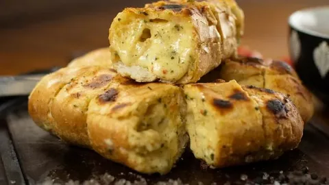 Pão de Alho na Airfryer perfeito: crocante por fora, cremoso por dentro em 10 minutos