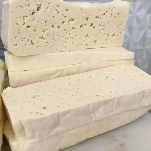 Queijo Caseiro (tipo “queijo fresco” prensado)