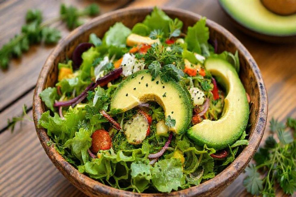 A História por trás da Salada da Deusa Verde