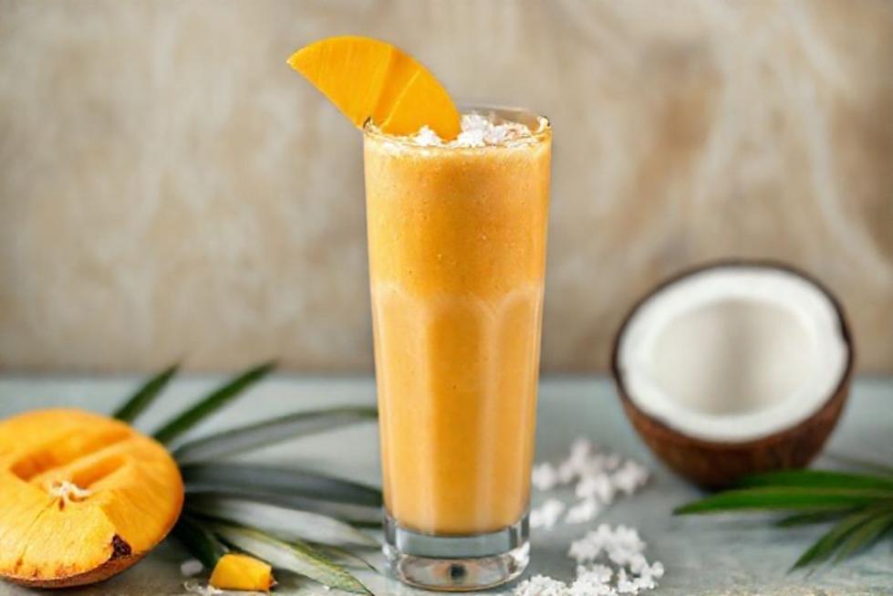 Smoothie de Manga Tropical com Coco